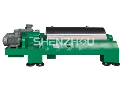 Индустриална центрофуга с голям капацитет